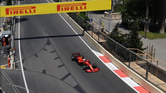 Pembalap Ferrari, Charles Leclerc. 
