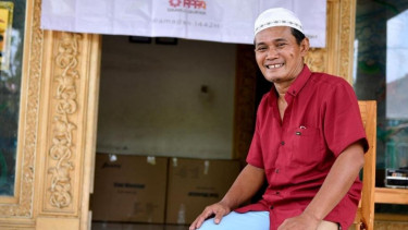 Syahroni penyandang disabilitas hingga jadi pengrajin kaki palsu dan motor roda tiga.