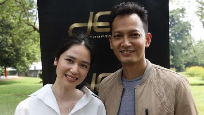 Fedi Nuril dan Laura Basuki