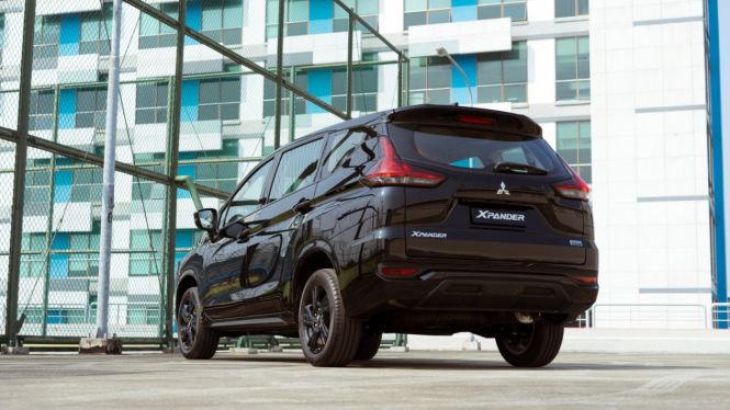 Mitsubishi Xpander Rockford Fosgate Black Edition