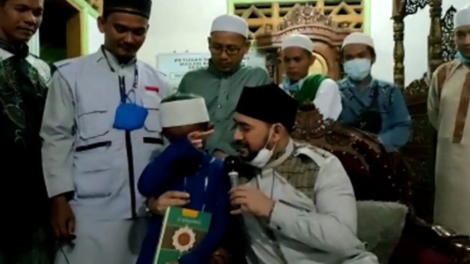 Viral ceramah Habib Alhabsyi soal anak yatim (instagram/ahmadalhabyi_rea)