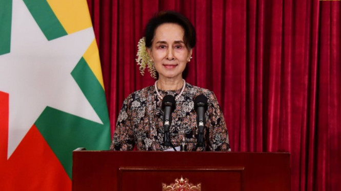 Aung San Suu Kyi.