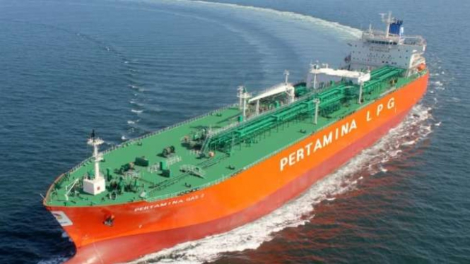 Kapal Pertamina International shipping.
