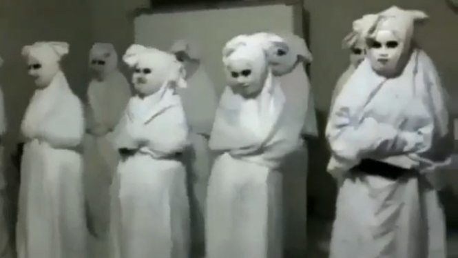Video 11 pocong bikinan santri menyeramkan (Instgram/sahabatreligi)