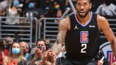Pemain LA Clippers, Kawhi Leonard dan Paul George.