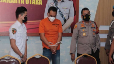 Pengemudi fortuner (baju oranye) yang aniaya sopir truk ditangkap
