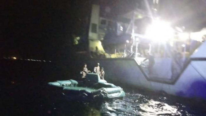 VIVA Militer: TNI AL kerahkan KRI Rigel-933 cari korban tenggelam KMP Yunicee