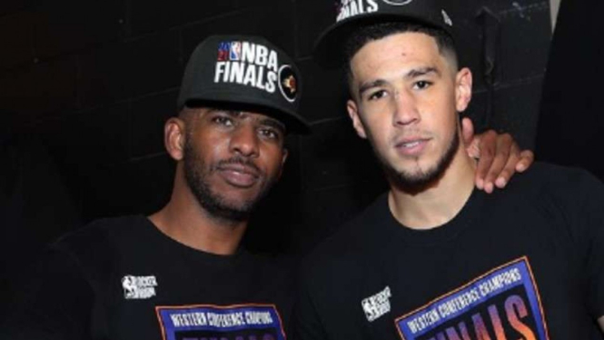 Bintang Phoenix Suns, Chris Paul dan Devin Booker.