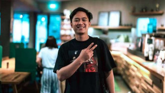 Gelar Event Seru, YouTuber Doni Salmanan Tebar Give Away