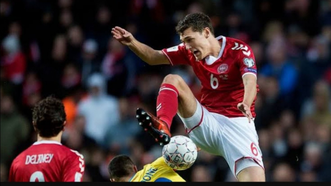 Bek Timnas Denmark, Andreas Christensen. 