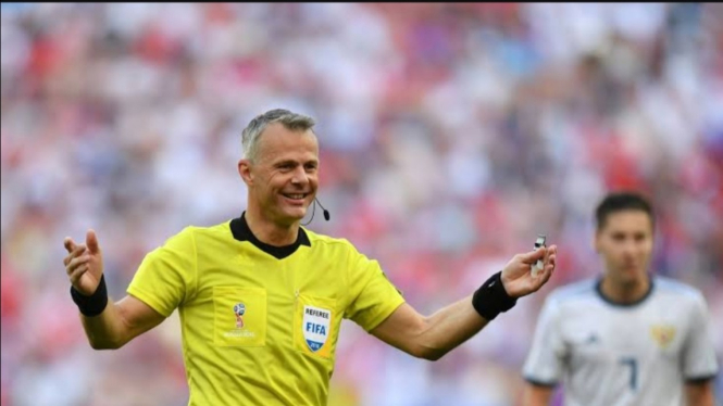 Wasit final EURO 2020, Bjorn Kuipers. 