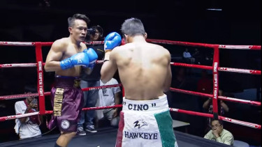 Petinju Thailand, Aekkawee Kaewmanee saat menghadapi Daud Yordan