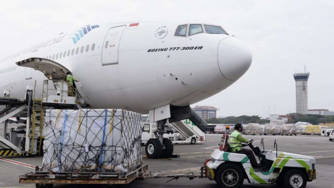 1,4 Juta dosis vaksin Sinopharm siap pakai tiba di Indonesia.