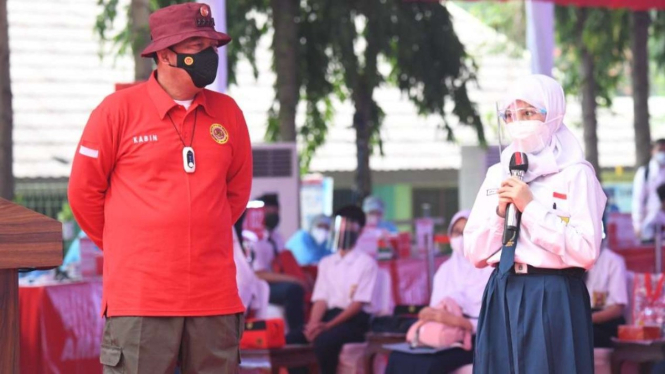 Kepala BIN, Budi Gunawan di Acara Vaksinasi Anak SMP-SMA dan Door to Door