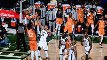 Gim keempat final NBA 2020-2021 Milwaukee Bucks vs Phoenix Suns