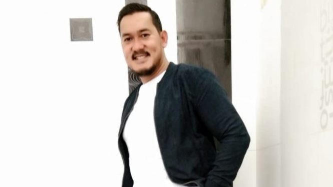Alino Octavian.