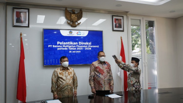 Pelantikan direksi PT Sarana Multigriya Finansial (SMF) oleh Kementerian Keuangan.