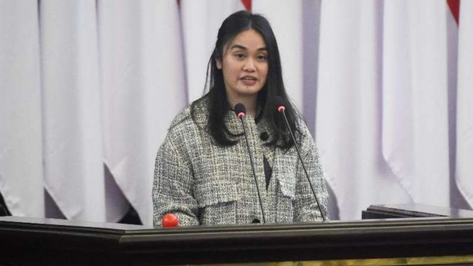 Anggota DPR Komisi 1 Farah Puteri Nahlia