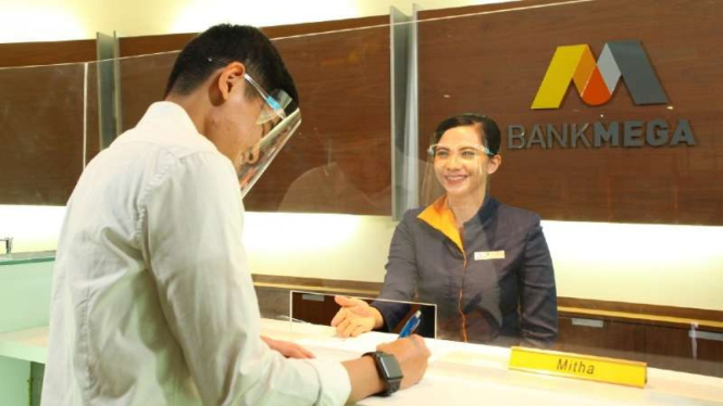 Bank Mega.