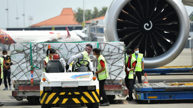 Indonesia menerima hibah vaksin Moderna tahap ke-3 sebanyak 3,5 juta dosis dari pemerintah AS.