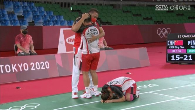 Greysia Polii/Apriyani Rahayu raih medali emas Olimpiade Tokyo 2020.