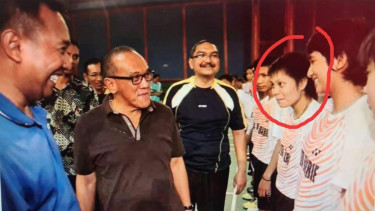Aburizal Bakrie dan Apriyani Rahayu
