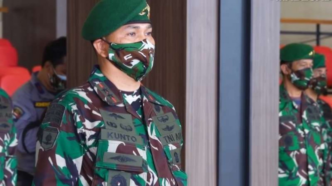 VIVA Militer: Panglima Divisi Infanteri 2/Kostrad, Mayjen TNI Kunto Arief Wibowo