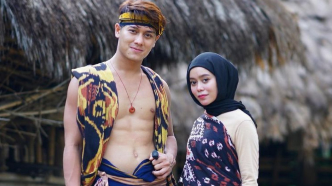 Rizky Billar dan Lesti Kejora.