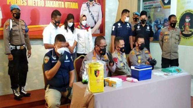 Polisi menetapkan perawat jadi tersangka kasus penyuntikan vaksin kosong