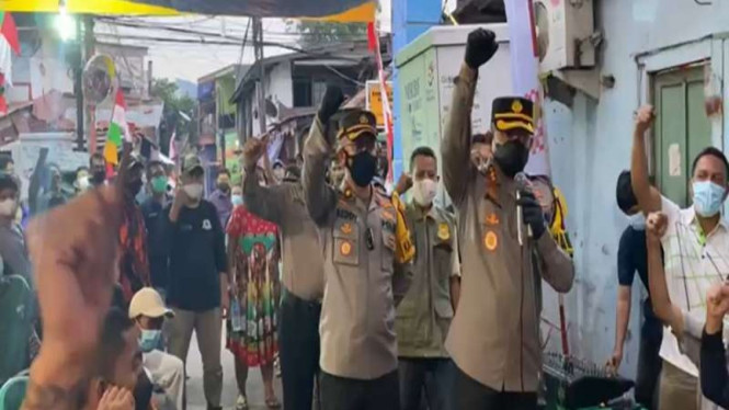 Polisi melakukan deklarasi damai guna mencegah aksi tawuran