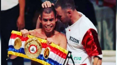 Legenda Tinju Indonesia, Chris John