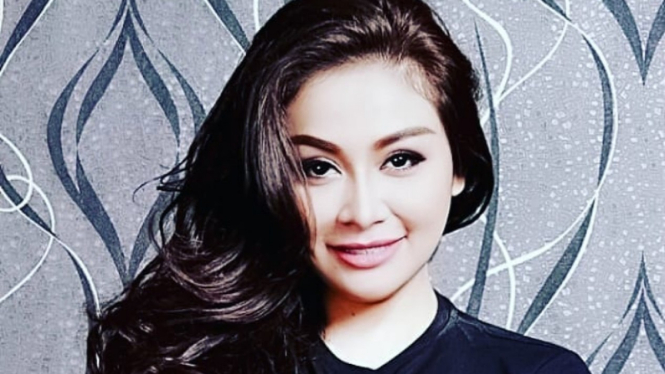 Virnie Ismail.