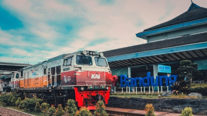 PT KAI Daop II Bandung layani 402 penumpang setiap hari selama PPKM
