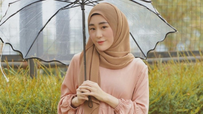 Larissa Chou.