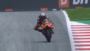 Pembalap Red Bull KTM, Brad Binder juara MotoGP Austria 2021