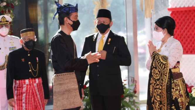 Presiden Jokowi Memakai Baju Adat Baduy di Sidang Tahunan DPR MPR