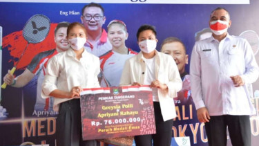Greysia/Apriyani dapat bonus dari Bupati Tangerang Ahmed Zaki Iskandar