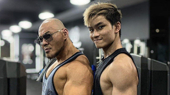 Deddy dan Azka Corbuzier.