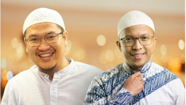 Ustad Fatih Karim - CEO Cinta Quran Group (batik biru), Ustad Oemar Mitha (koko putih)