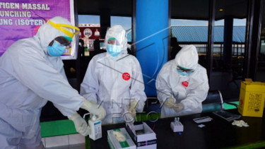 Pemerintah turunkan harga Rapid Test Antigen.