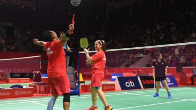  Pasangan ganda campuran Indonesia, Hary Susanto/Leani Ratri Oktila,
