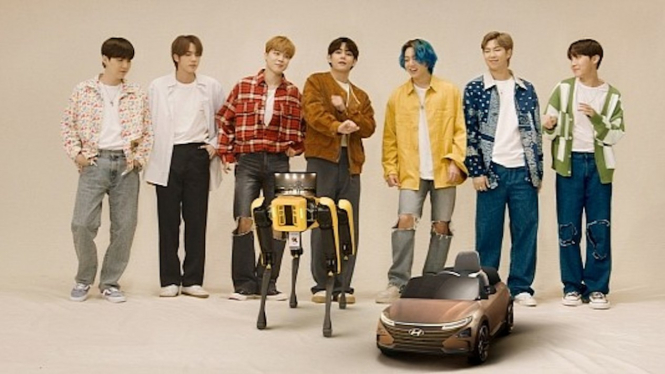 BTS dan robot Spot.