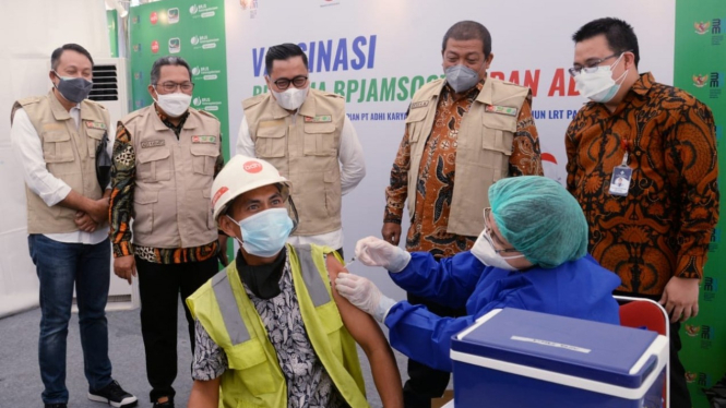Vaksinasi Bersama BPJAMSOSTEK (3/9)