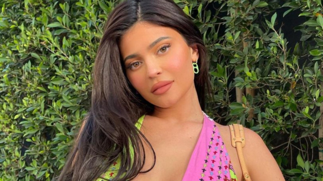 Kylie Jenner.
