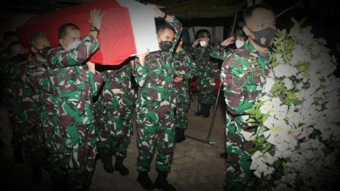 VIVA Militer: Jenazah Letkol Kav Henry