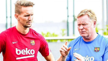Luuk De Jong dan Ronald Koeman
