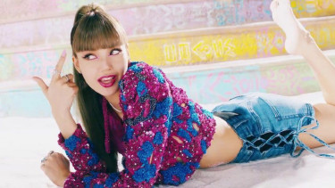 Lisa Blackpink.