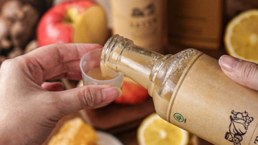 Ilustrasi minuman dengan bahan alami.