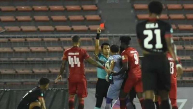 Duel Sarawak United vs Negeri Sembilan
