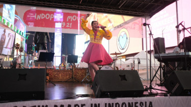 Fitri Carlina saat peluncuran Cafe Dangdut di Times Square New York, AS.